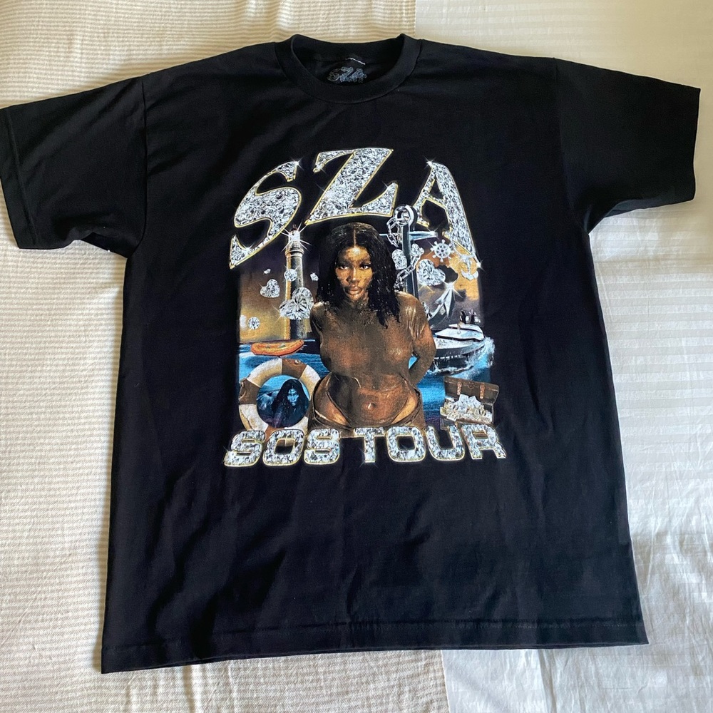 SZA SOS TOUR T SHIRT MERCH (UNISEX) NEVER WORN - SOLD!